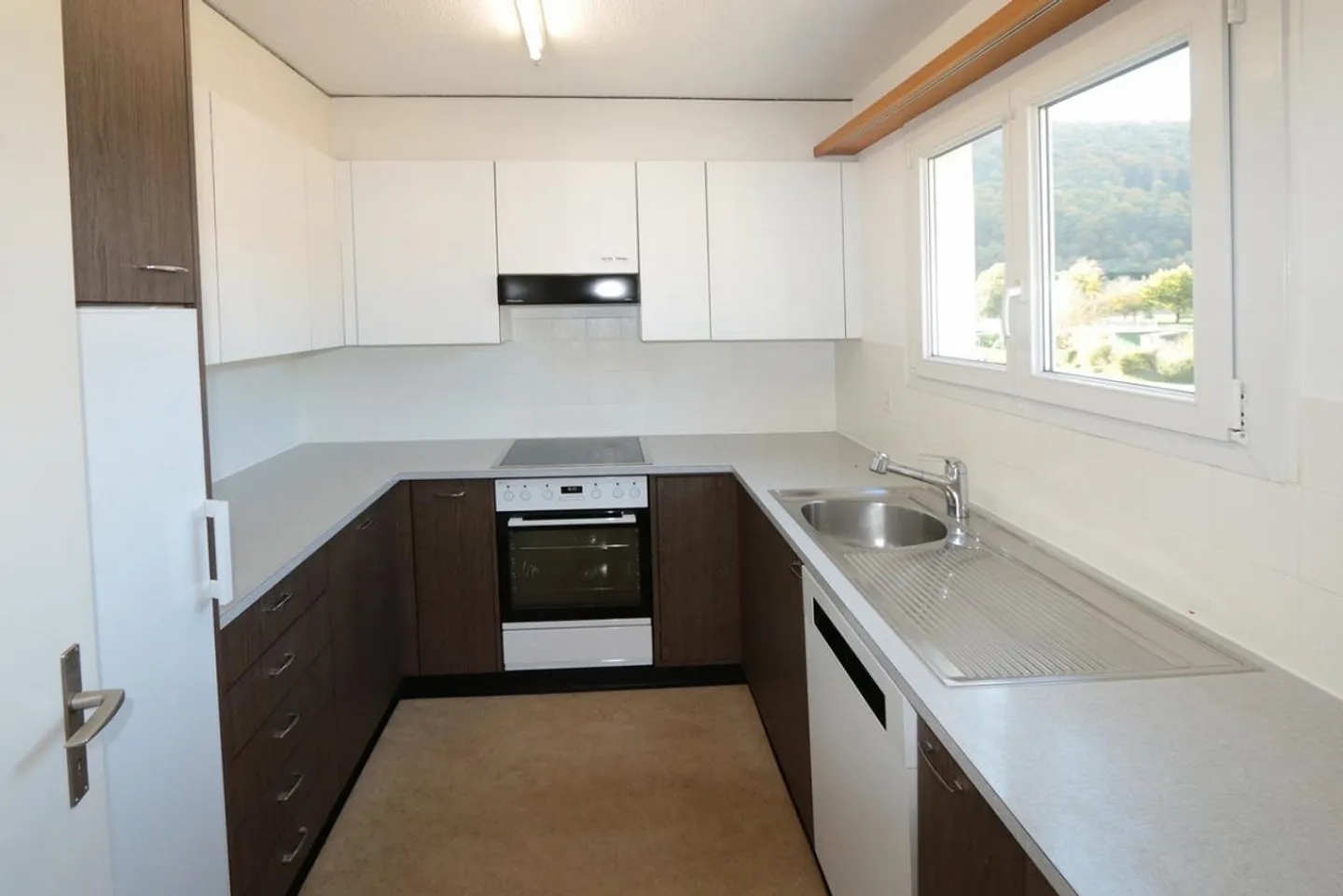 Gartensitzplatzwohnung mit Terrasse - Foto 2 von 6