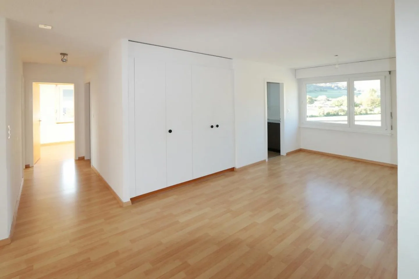 Gartensitzplatzwohnung mit Terrasse - Foto 3 von 6