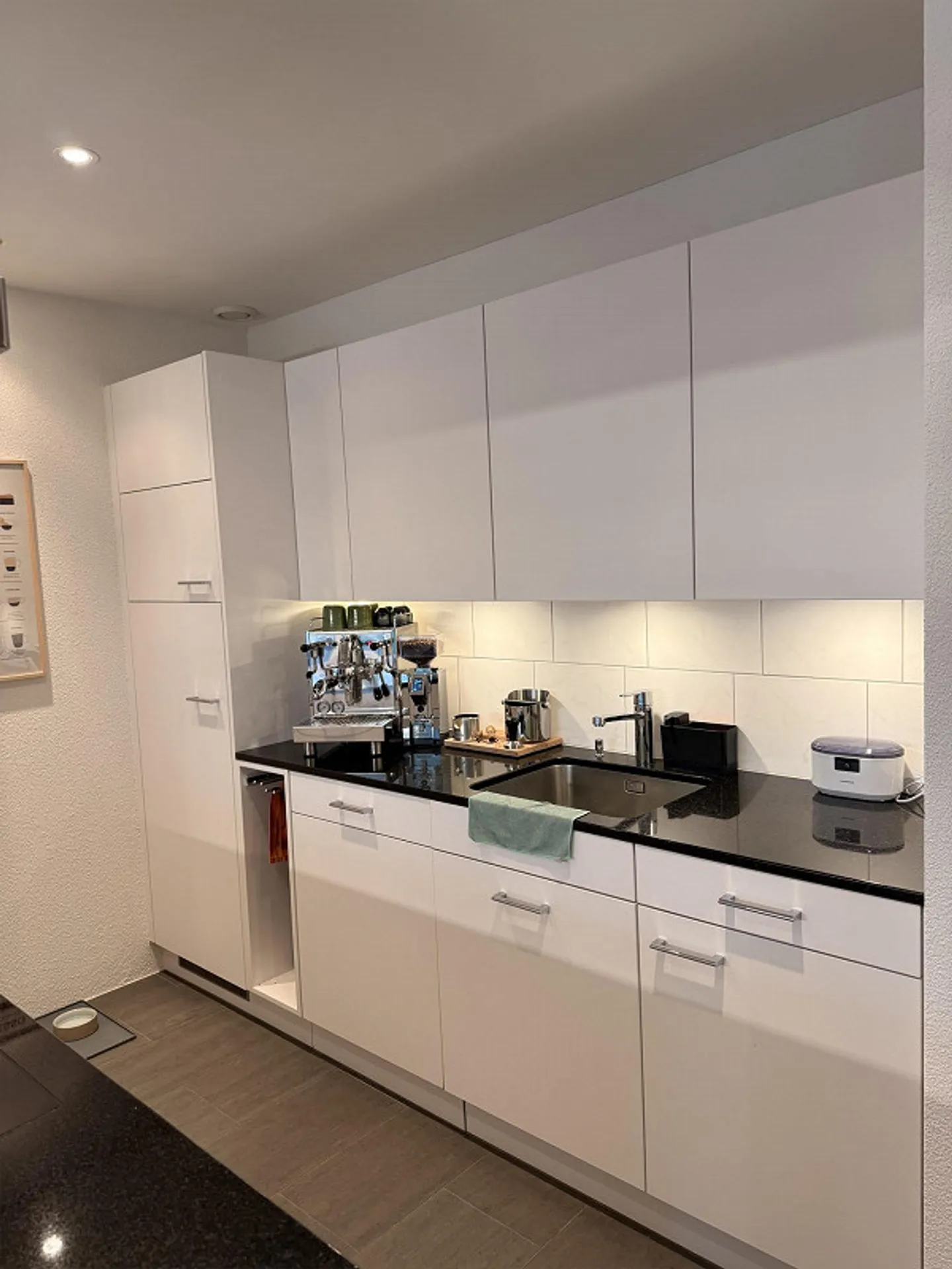 2.5 Room Apartment - Photo 7 of 18