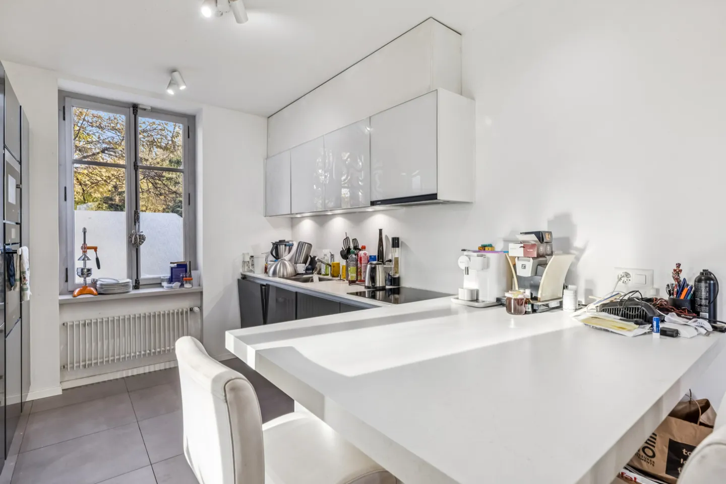 Charming Property on Large Treed and Landscaped Lot - Photo 4 of 12