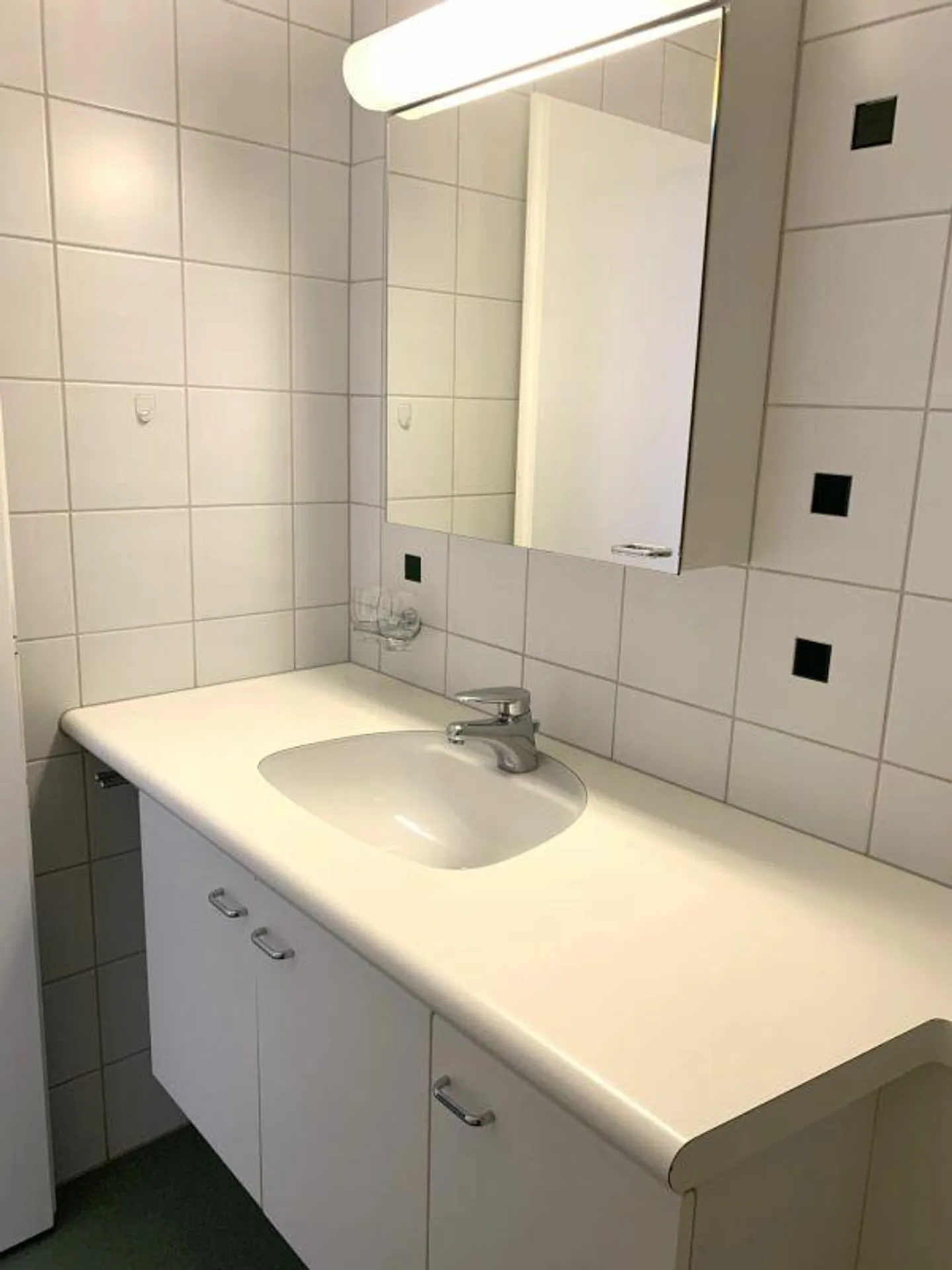 The perfect apartment with a modern kitchen, a cozy balcony... - Photo 6 of 16