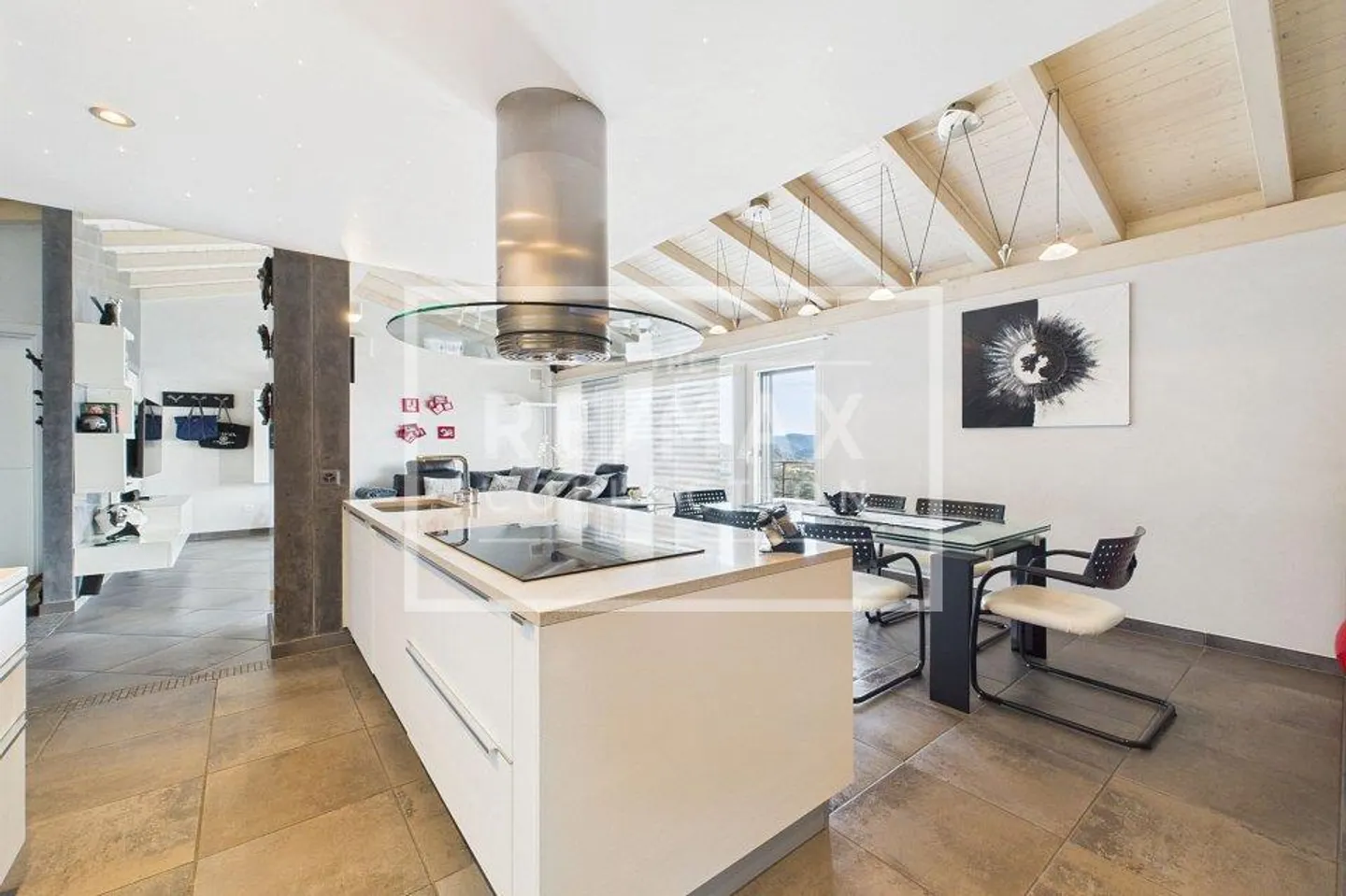 Une villa de rêve ! Où panorama, élégance moderne et design se rencontrent - Photo 6 sur 13