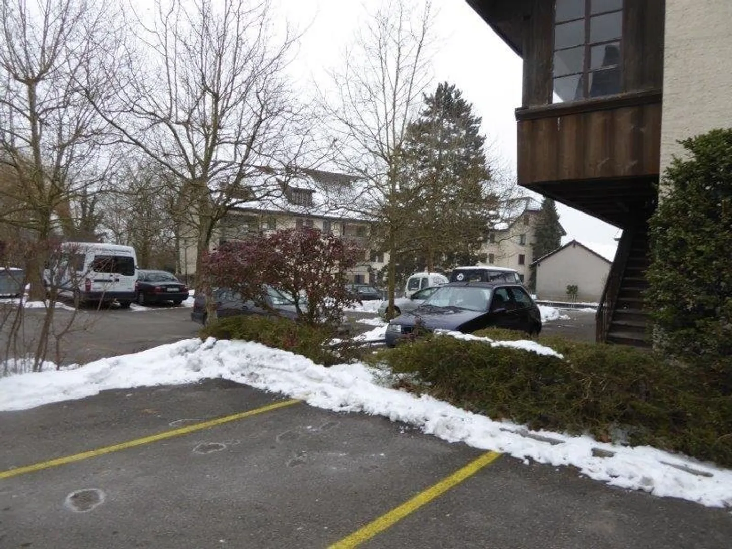 Erlinsbach, Gösgerstrasse 1 - Parking spaces for rent! - Photo 1 of 1