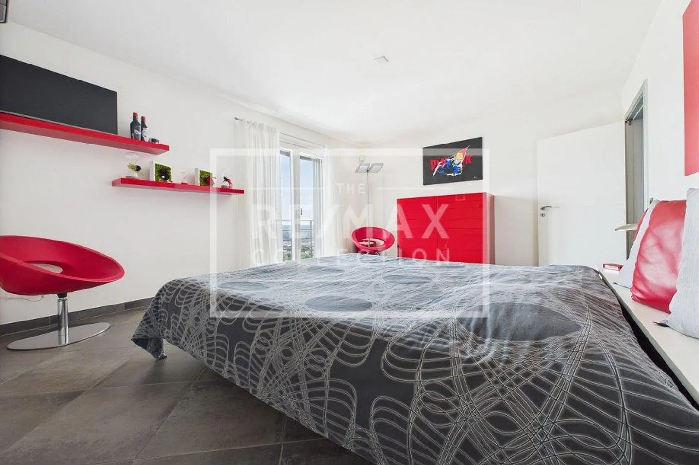Une villa de rêve ! Où panorama, élégance moderne et design se rencontrent - Photo 11 sur 13