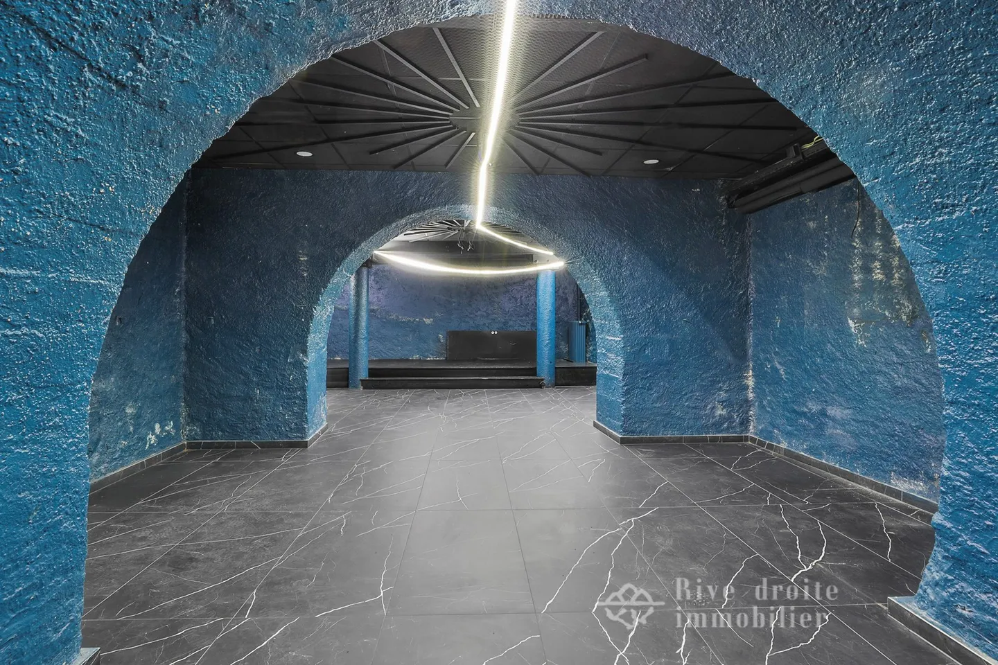 Locali commerciali nella città vecchia di Ginevra - Foto 4 di 11