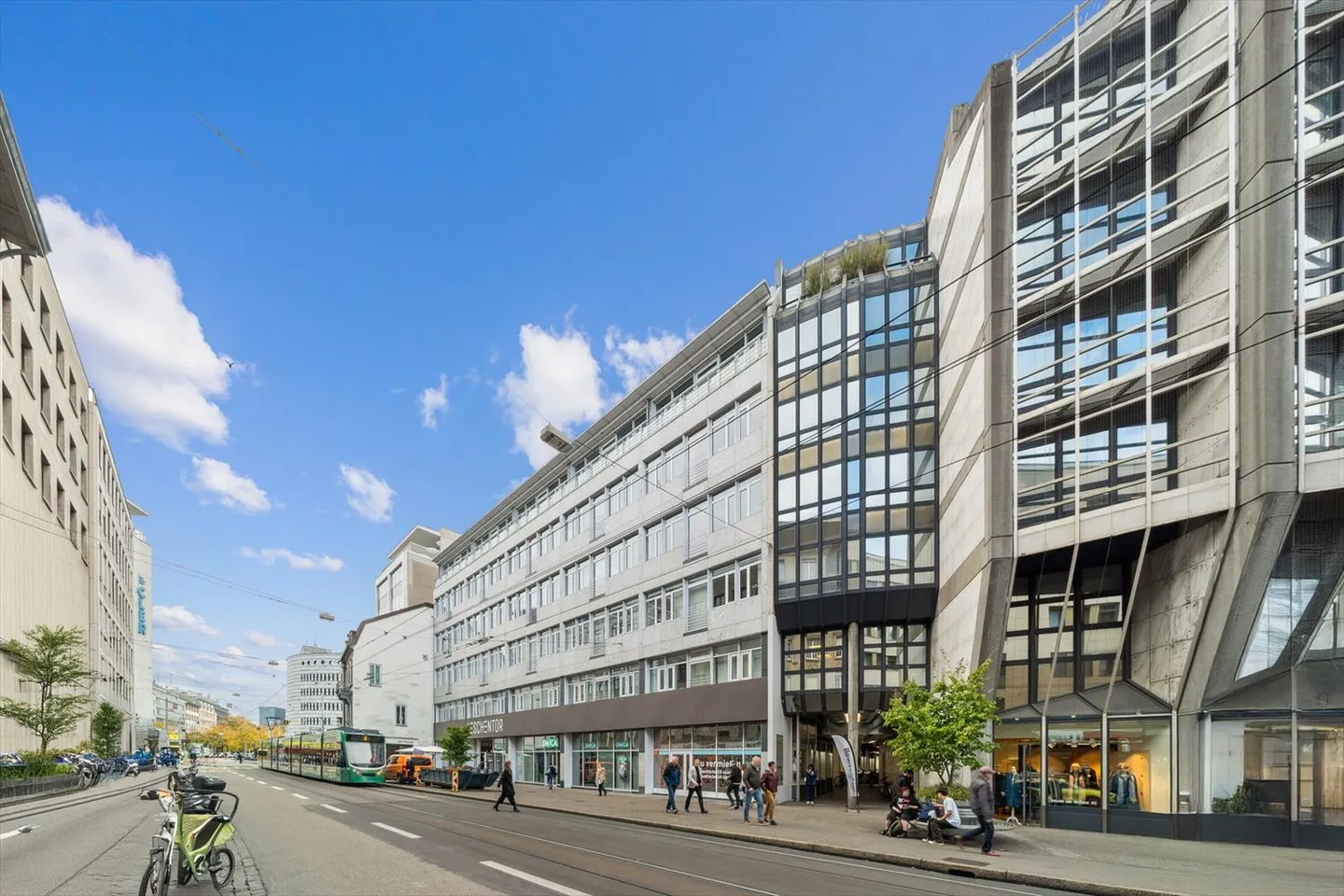 L'indirizzo commerciale per eccellenza! - Foto 1 di 9