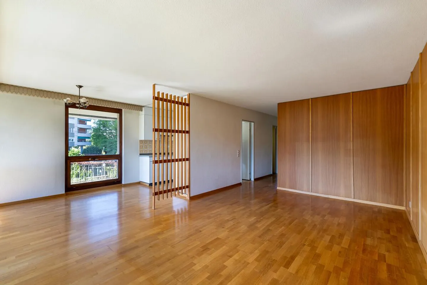Charmante Wohnung mit Balkon - Foto 3 von 5