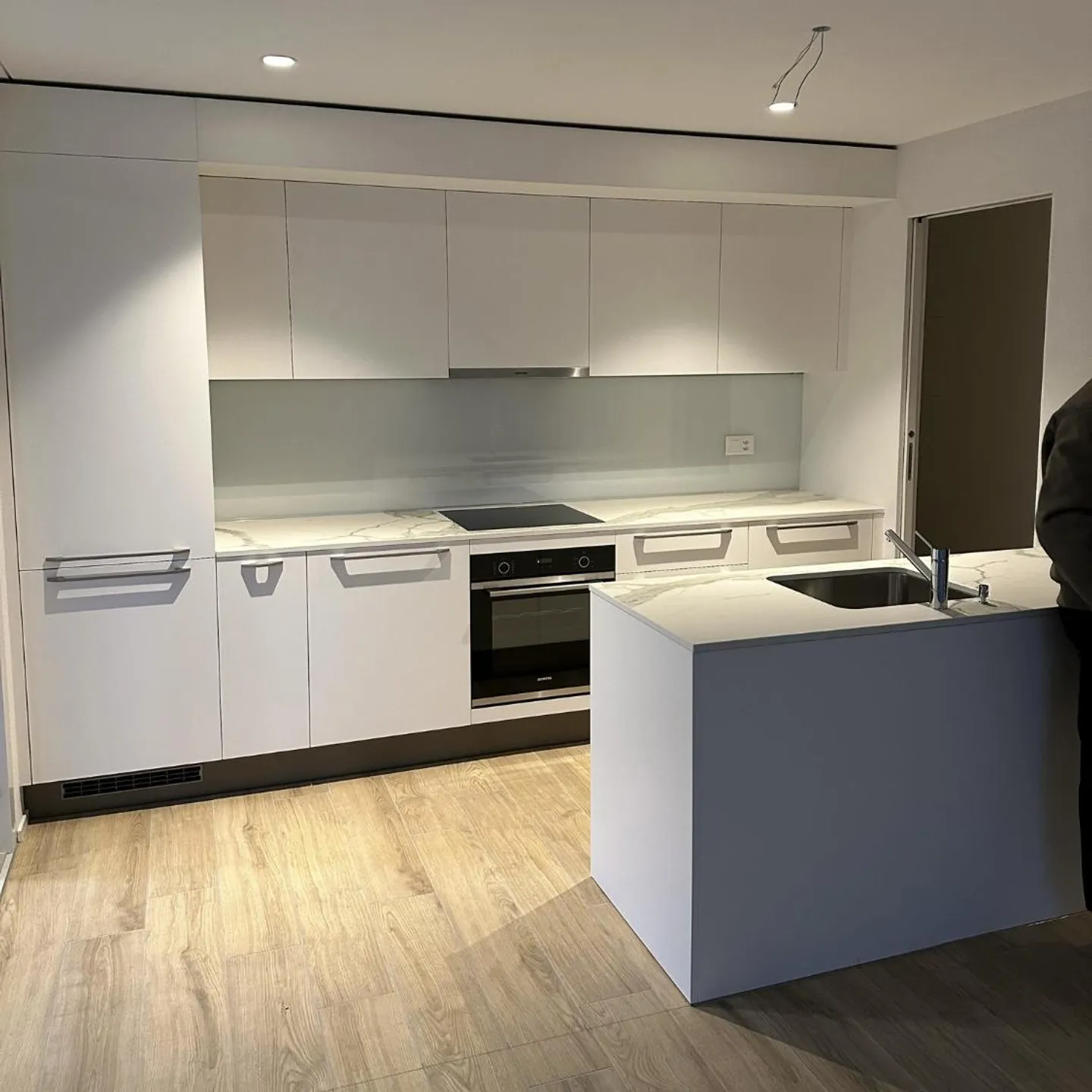 05412 - Wohnung 4,5 Zimmer - IMP. CHAMP-RIOND 2 - MATRAN - Foto 7 von 9