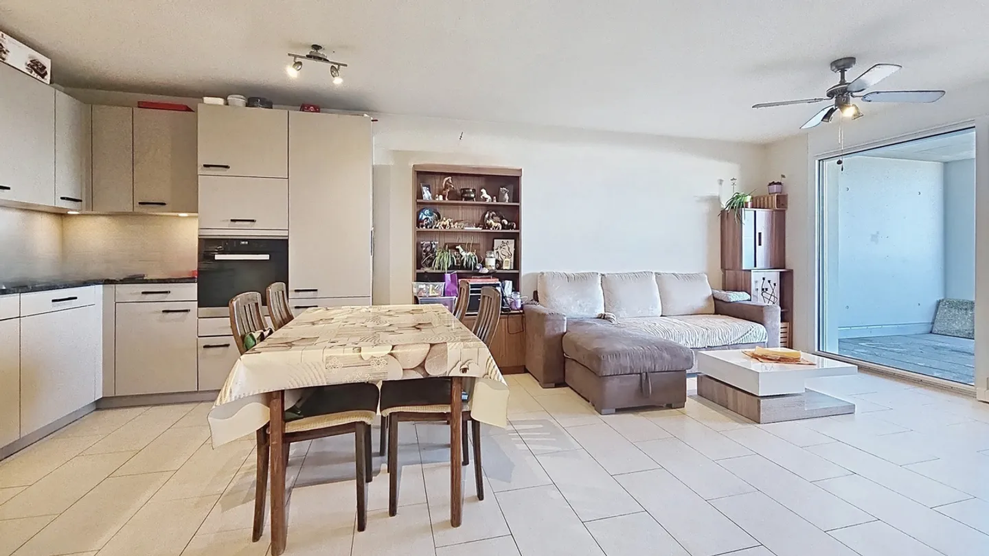 3.5-room apartment with covered terrace in Cottens / FR - Photo 3 of 13