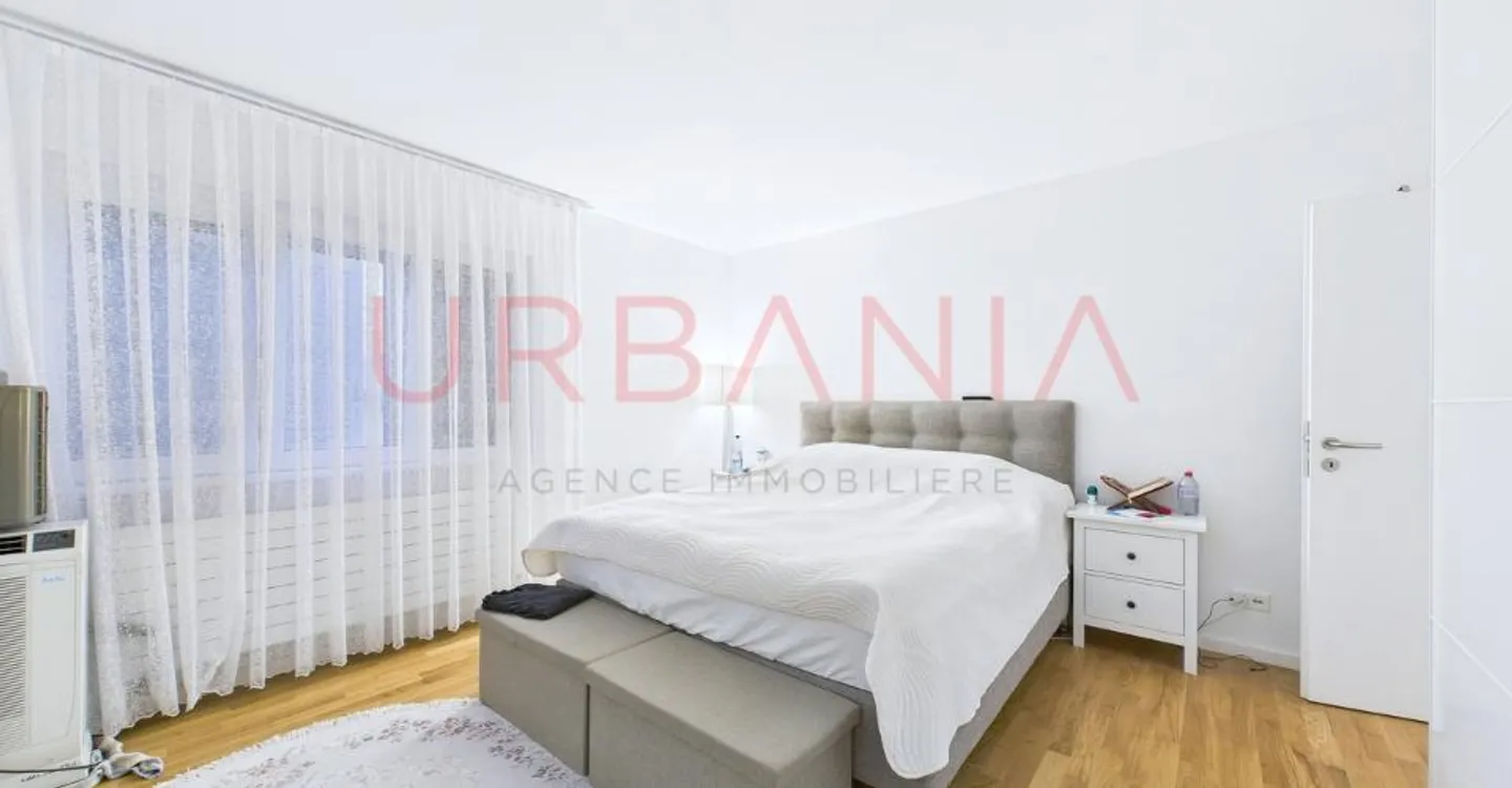 Renovierte Einfamilienvilla mit Doppelunterkunft - Genthod - Foto 2 von 4