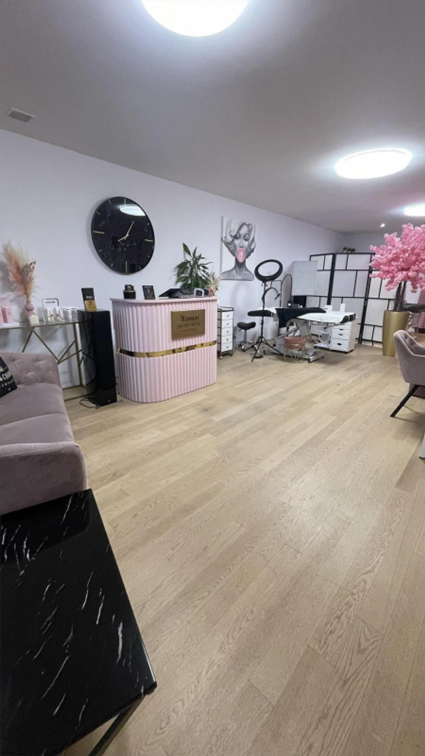 Artist studio or commercial space in beautiful Romanshorn - Photo 3 of 6