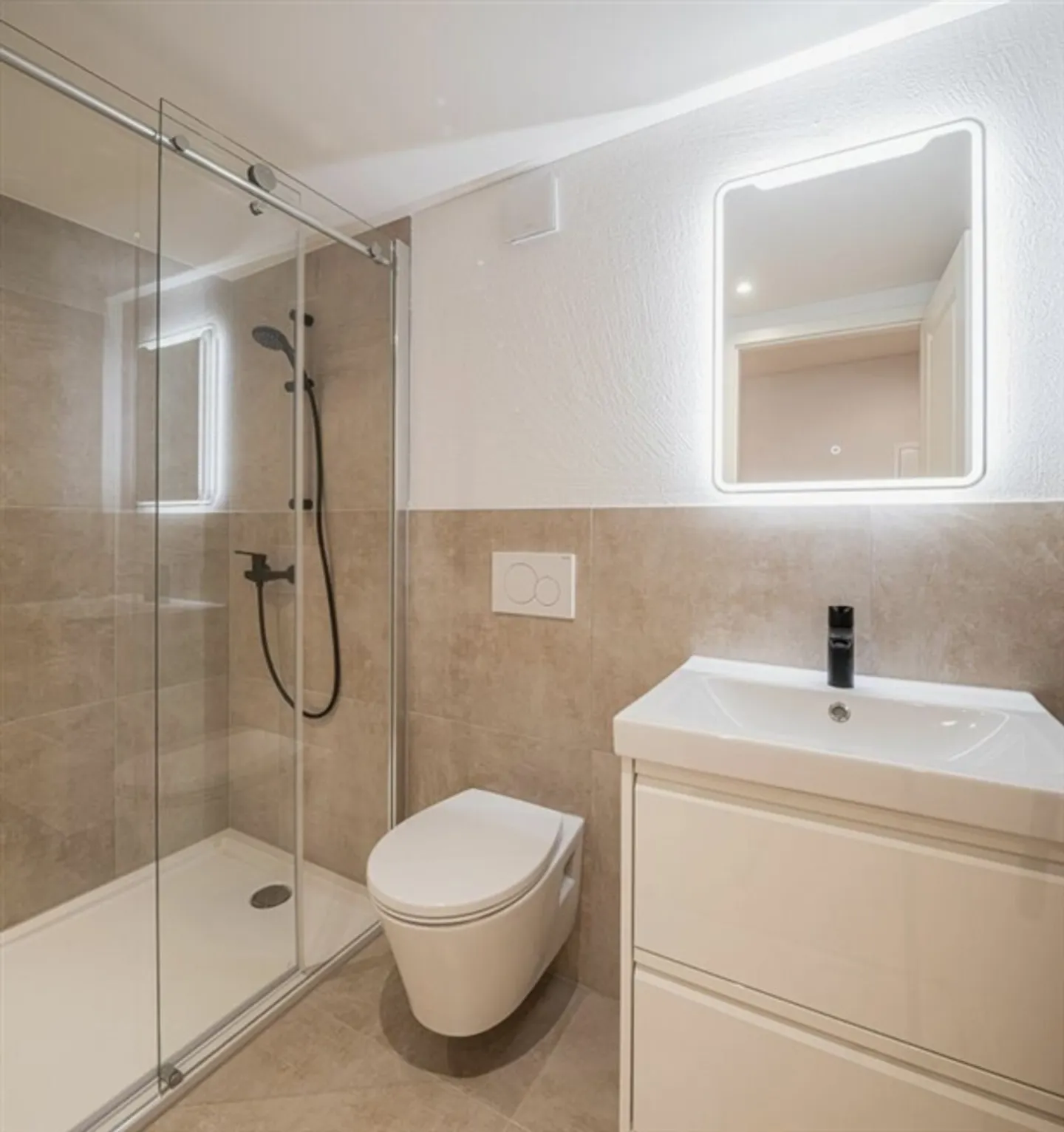 Exclusive First Rental After Core Renovation - Photo 2 of 5