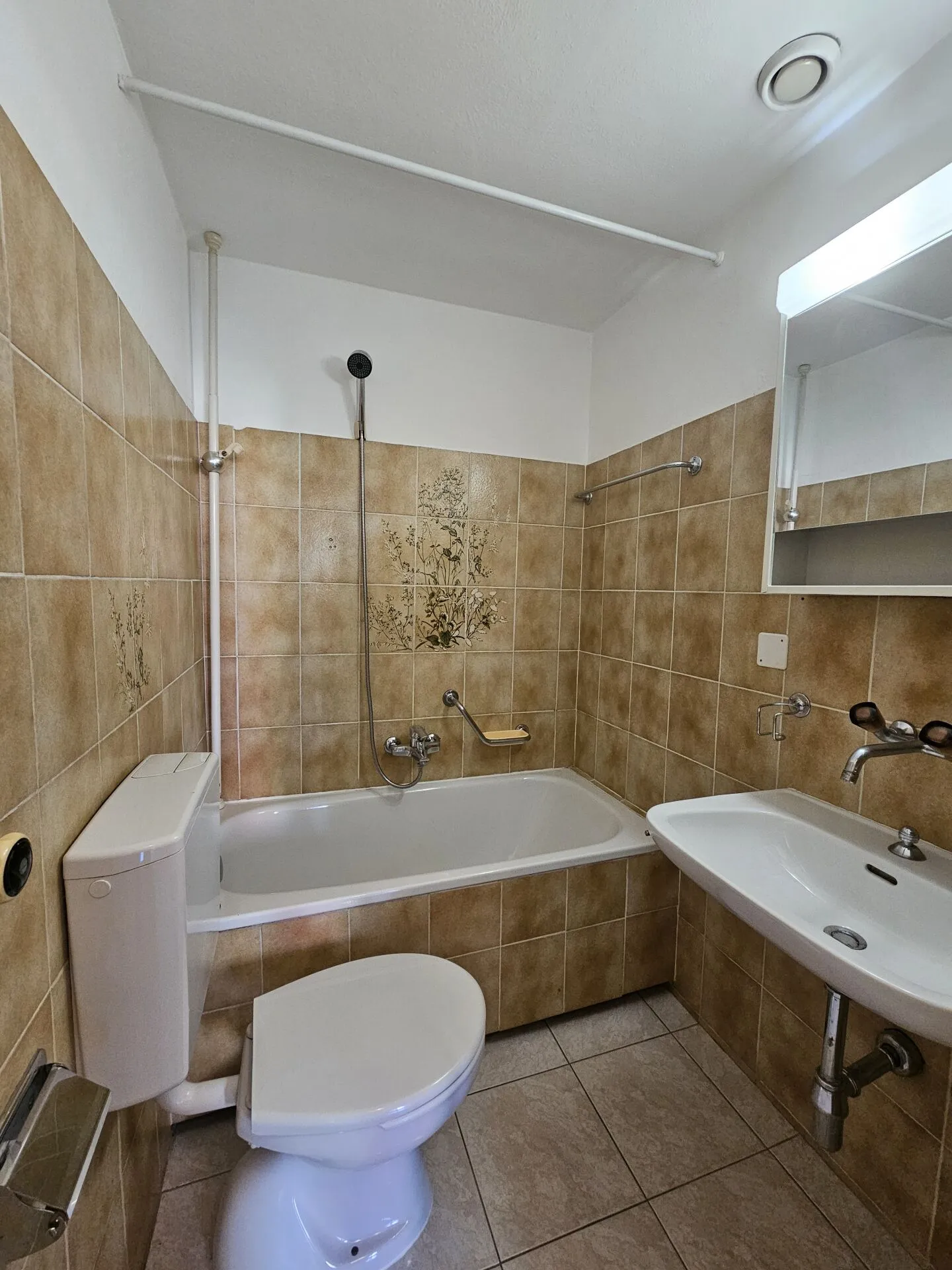 2,5 stanze - Foto 5 di 6