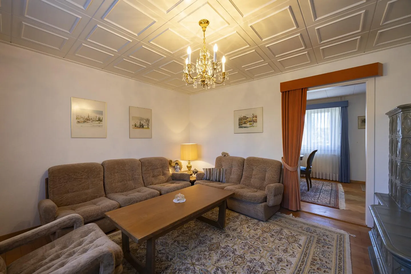 4.5-Room Corner House with Surroundings - Photo 3 of 14