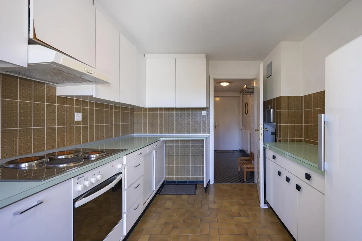 4.5-Room Corner House with Surroundings - Photo 7 of 14