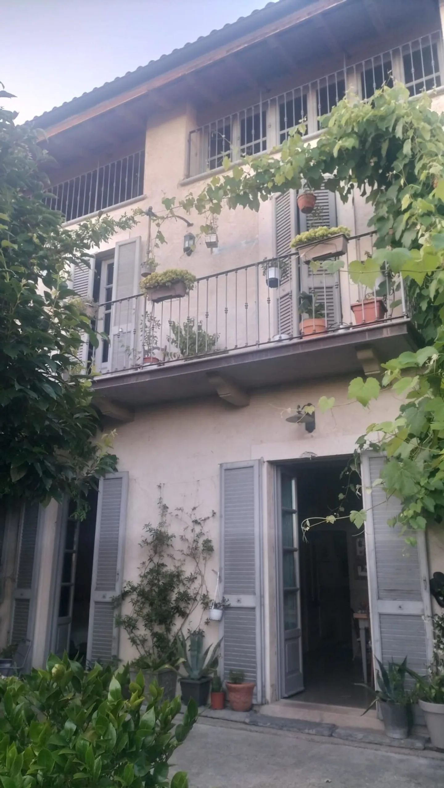 Renovated and Independent Old Building Villa - Photo 11 of 13