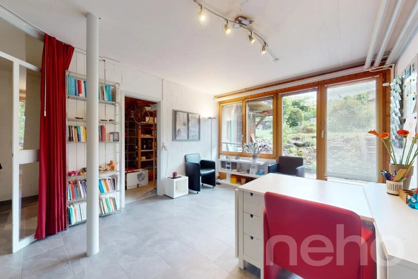 Casa a schiera spaziosa con bellissimo giardino - Foto 9 di 13