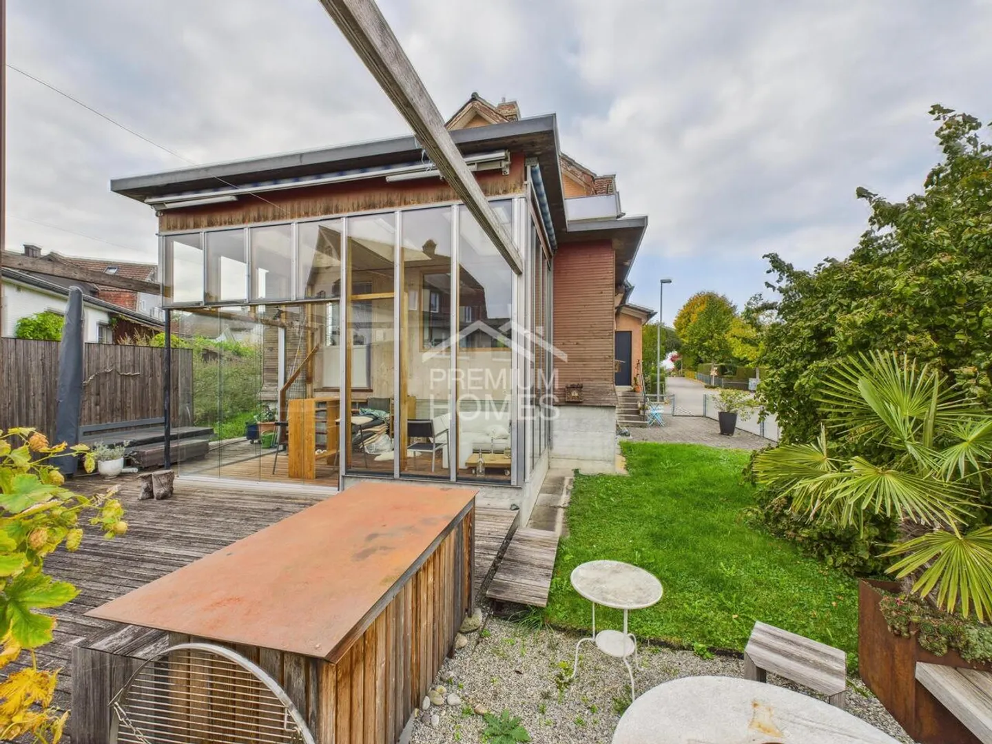 Family idyll in a quiet location - Photo 8 of 9