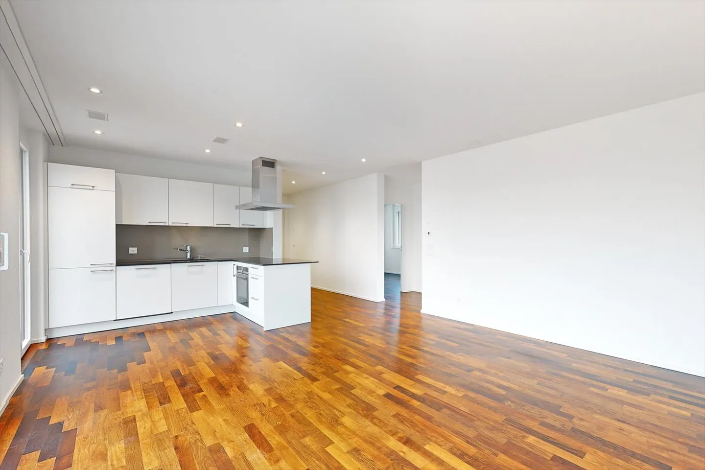 Appartamento in affitto - Foto 3 di 11