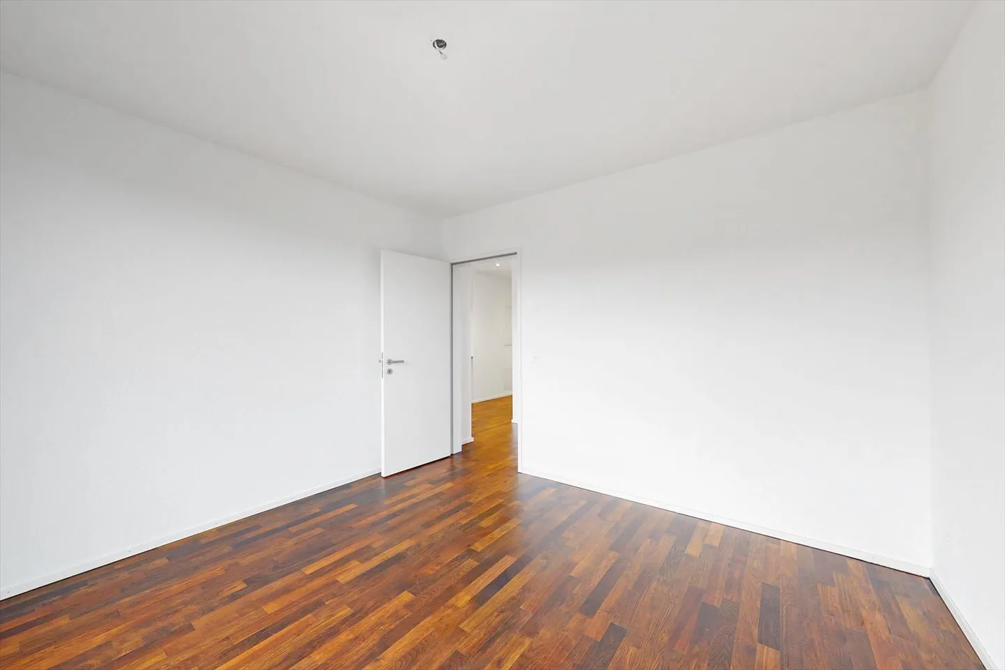 Appartamento in affitto - Foto 6 di 11