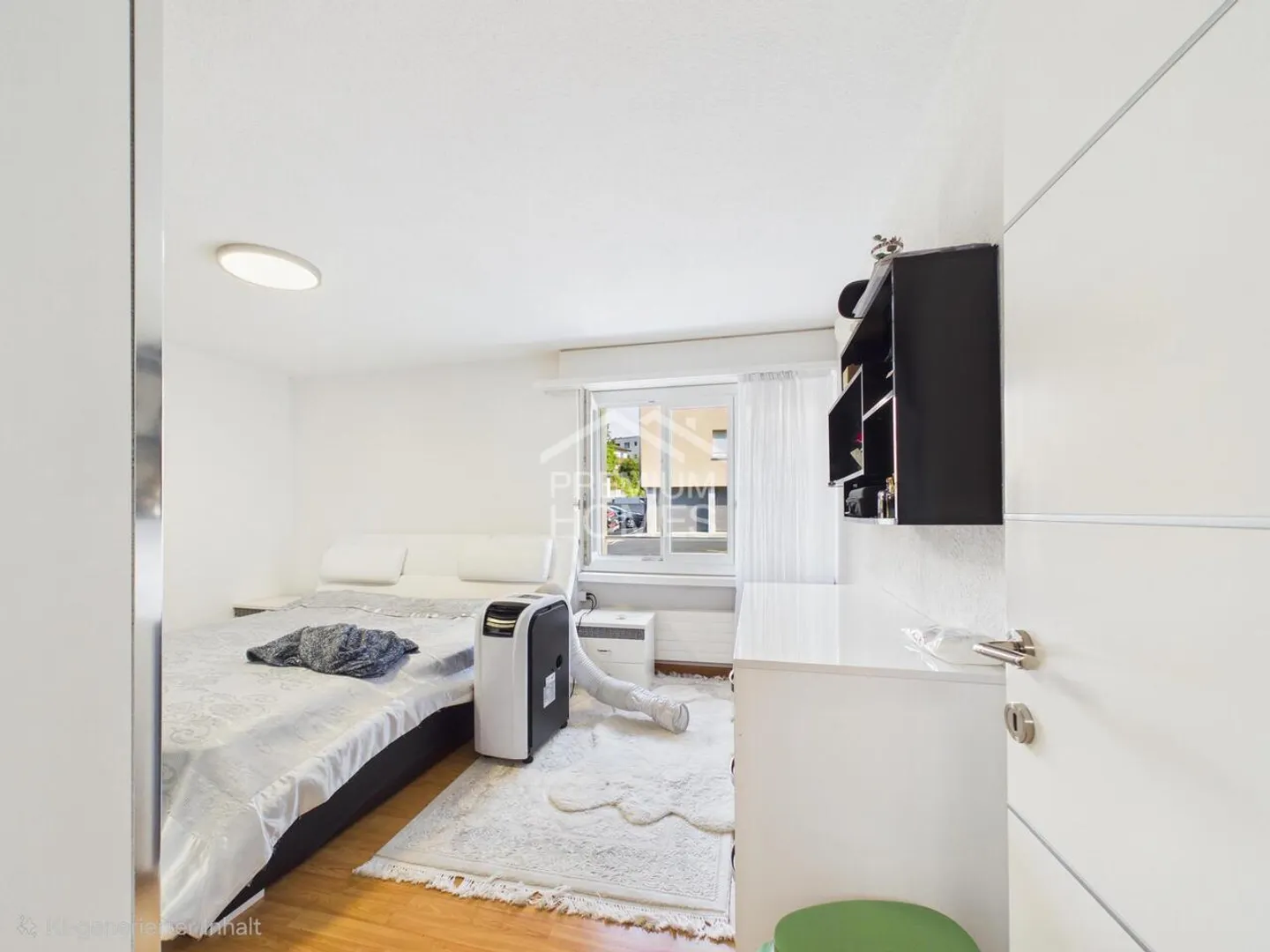Charming Apartment in Goldau - Photo 4 of 12