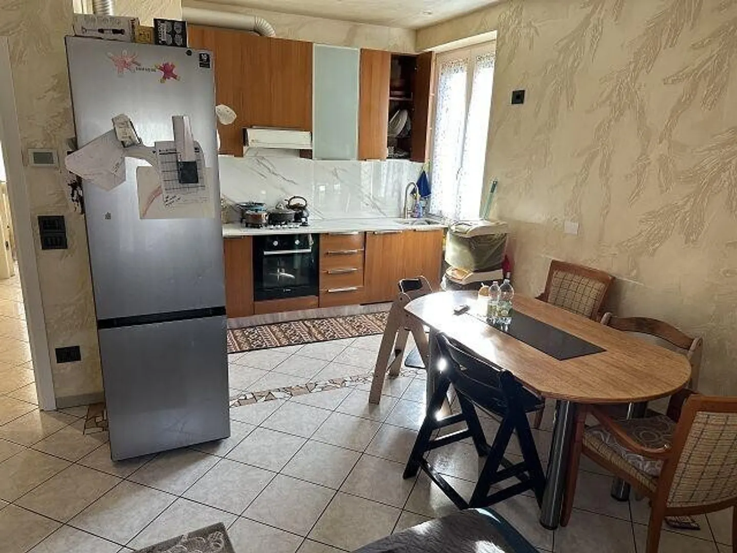Renovated 3.5 Room Apartment on the 2nd Floor near the Train Station - Photo 5 of 13
