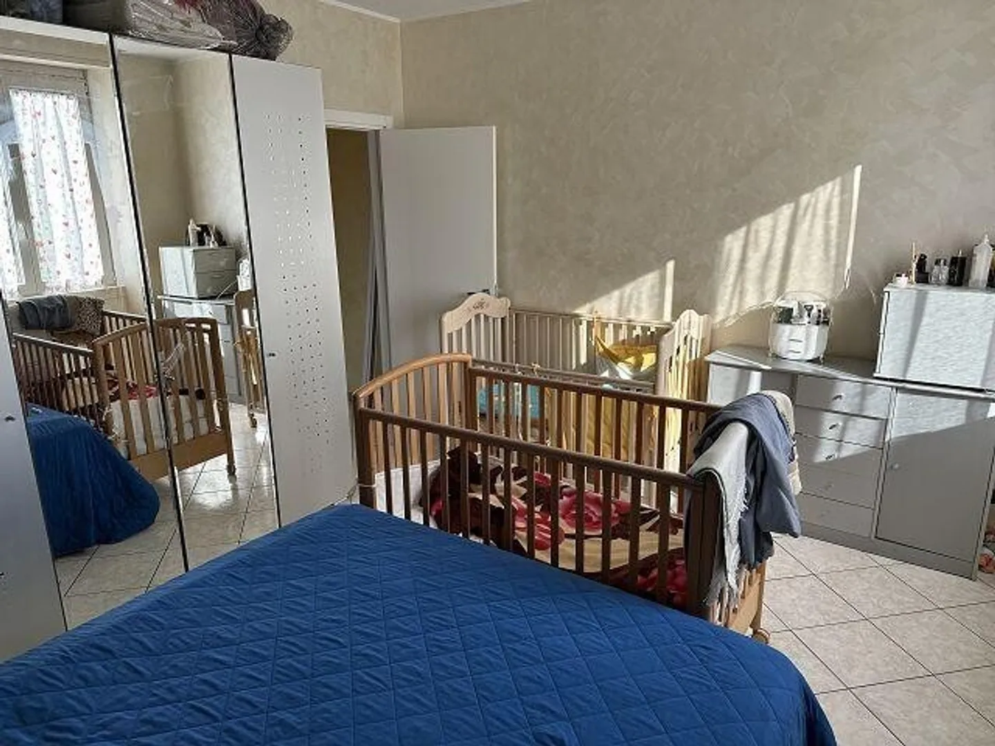 Renovated 3.5 Room Apartment on the 2nd Floor near the Train Station - Photo 7 of 13