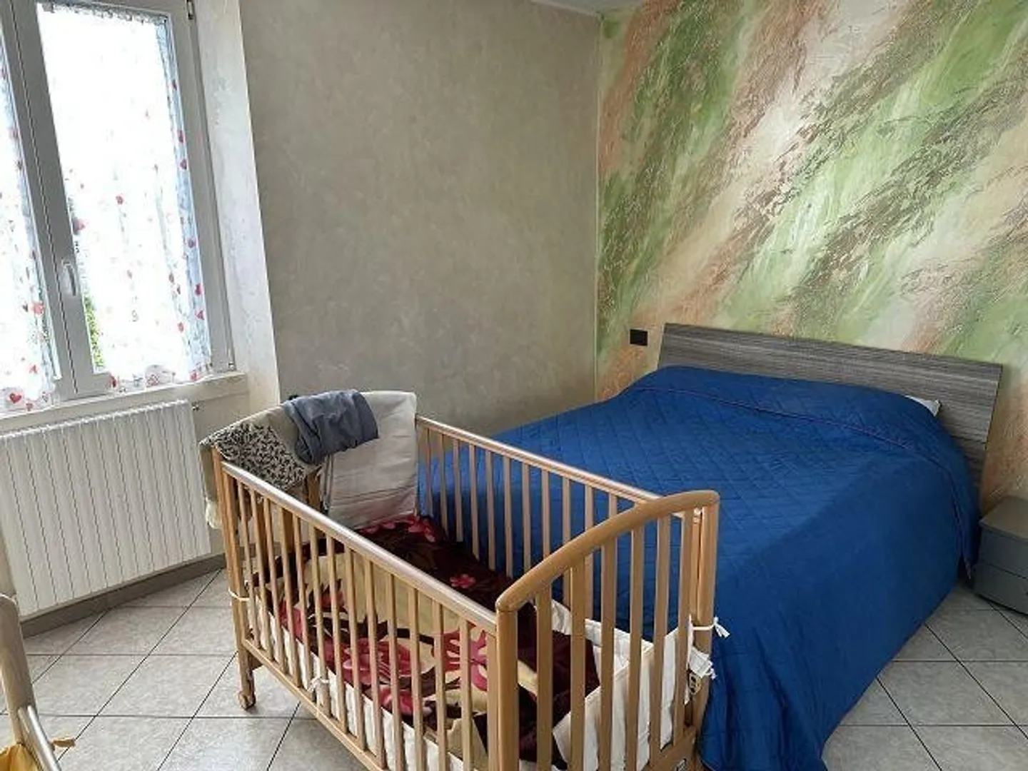 Renovated 3.5 Room Apartment on the 2nd Floor near the Train Station - Photo 8 of 13
