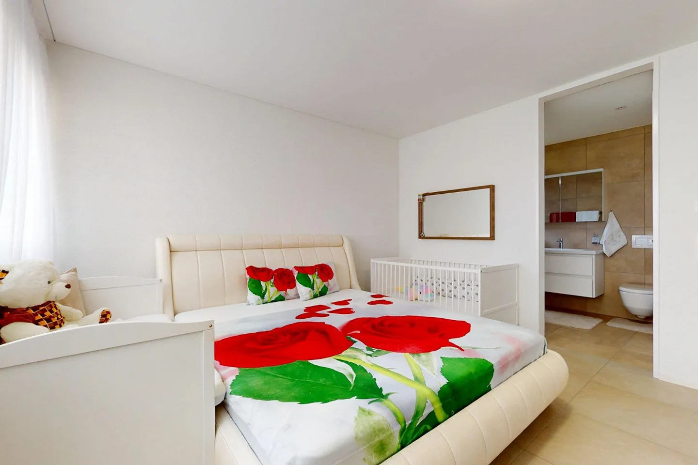 Charming Family Home in Quiet Area - Photo 5 of 11