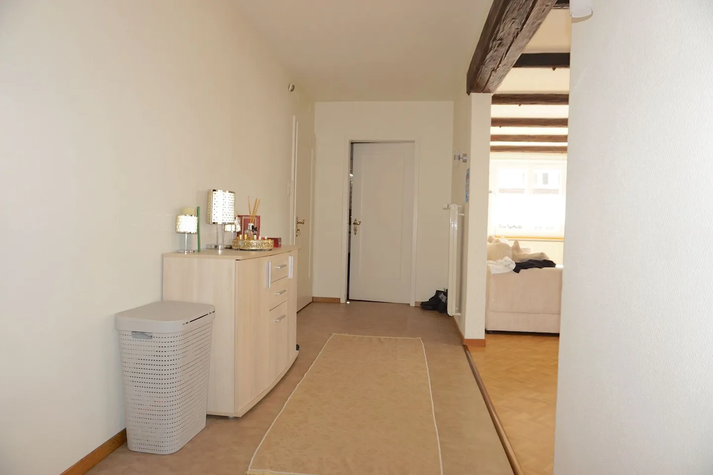 ARI-253 - Edificio con 3 appartamenti, 3 garage e 2 posti auto vicino alla stazione CFF - Foto 8 di 12