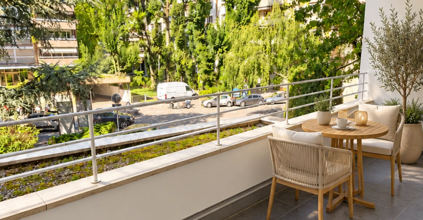 SUPERB 5-ROOM APARTMENT WITH TWO BALCONIES IN CHAMPEL - Photo 1 of 6