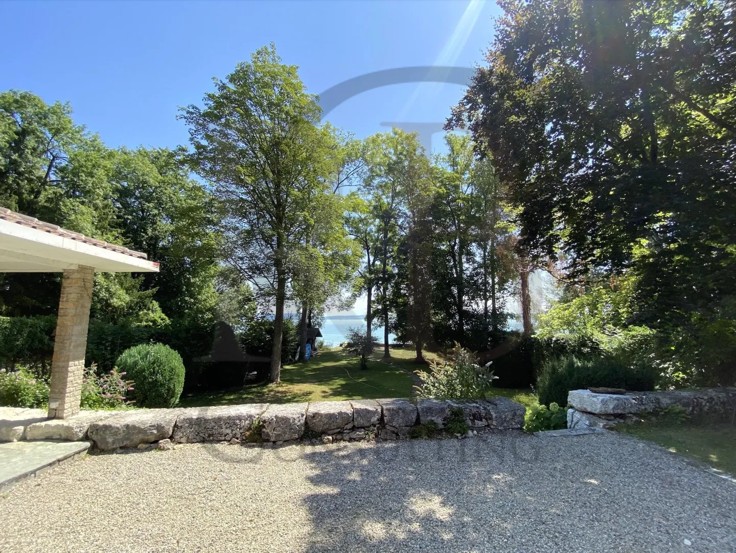 Villa au bord du lac, dotée d'un spacieux jardin - Foto 9 di 9