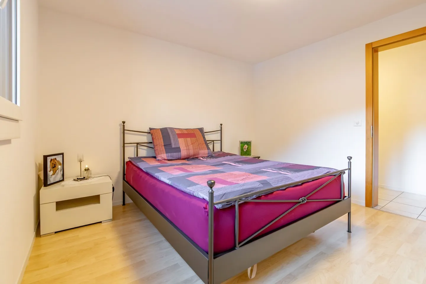 Exclusive 5.5-room apartment in Grengiols - freshly renovated & in top condition - Photo 9 of 15