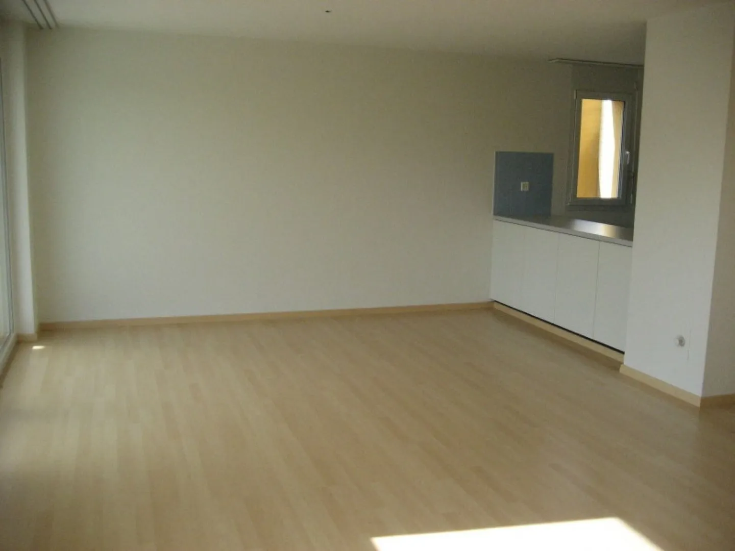 Appartement 3.5 pièces avec balcon - Photo 3 sur 6