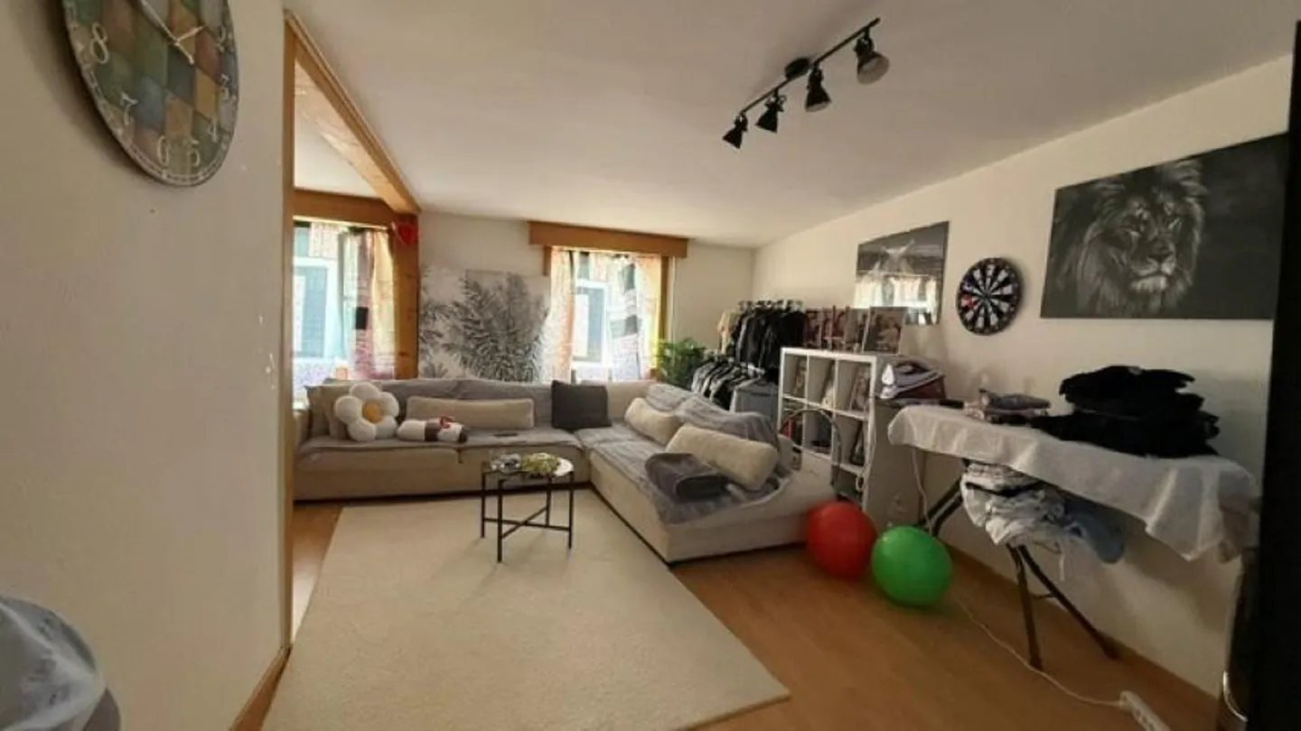 Charmante Maisonette in Chur - Foto 2 von 10