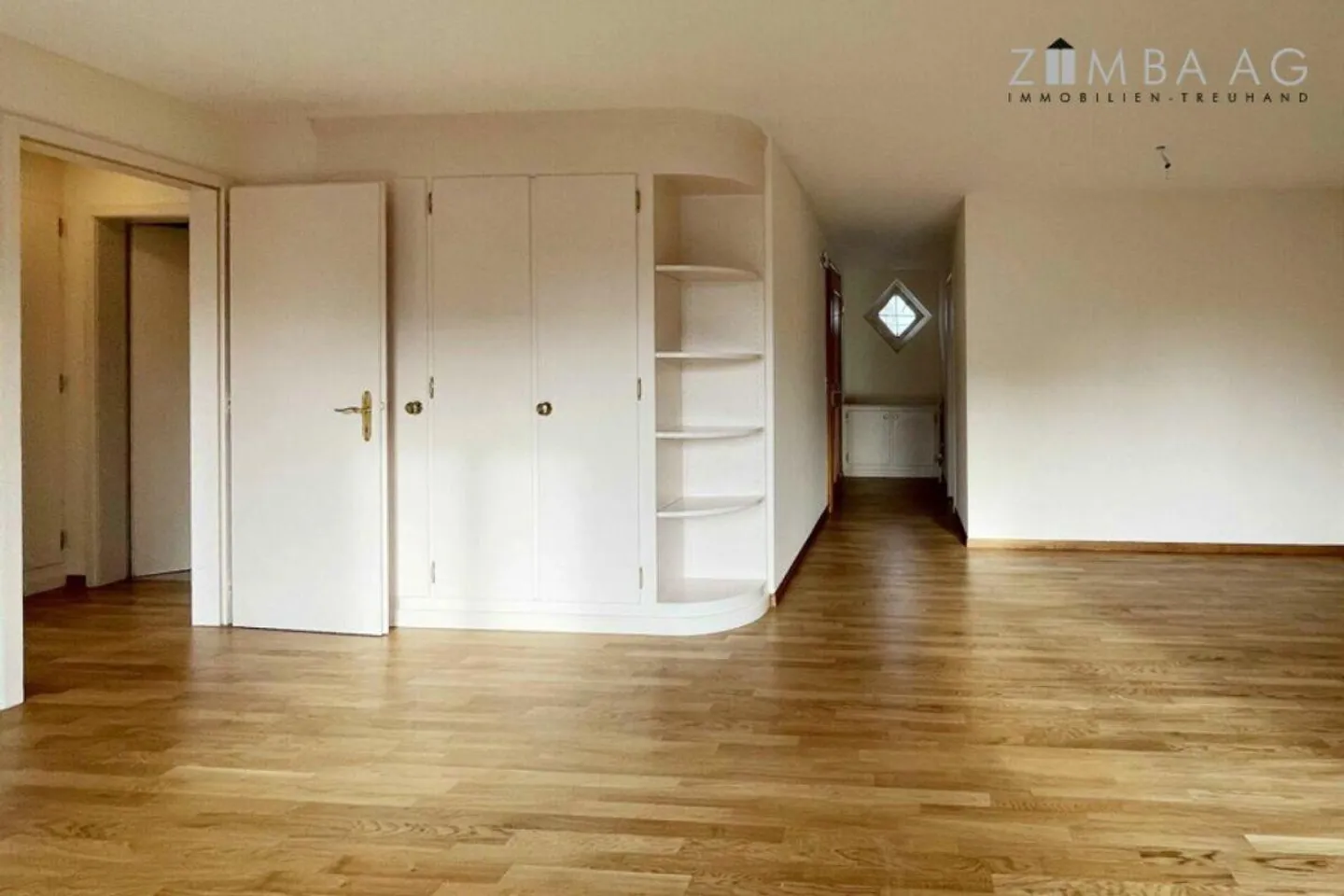 In una casa unifamiliare, spaziosa, soleggiata e tranquilla - Foto 8 di 11