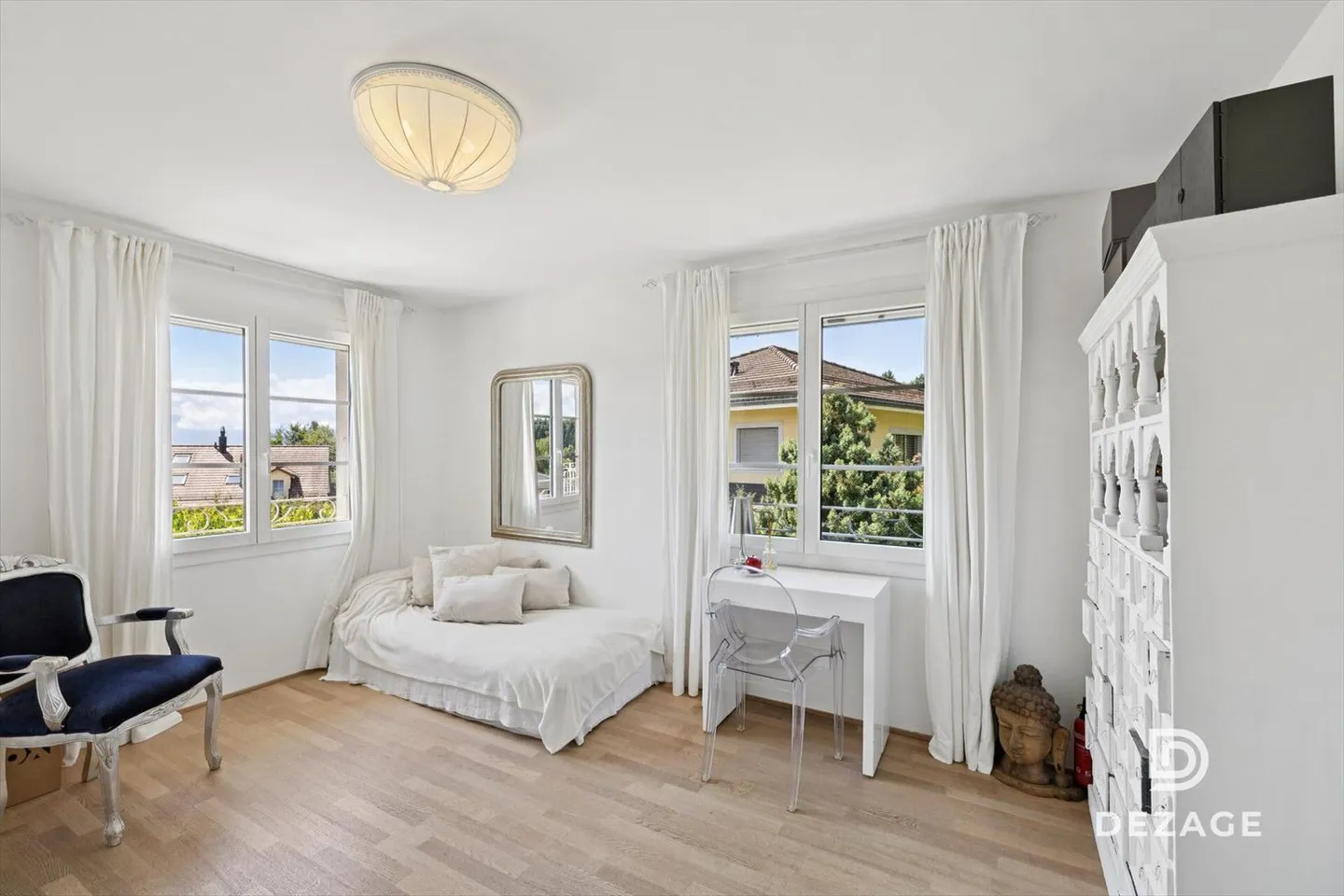 Geräumige Familienvilla in ruhiger Lage mit Blick auf die Alpen, Schwimmbad und Wellnessbereich - Foto 9 von 13