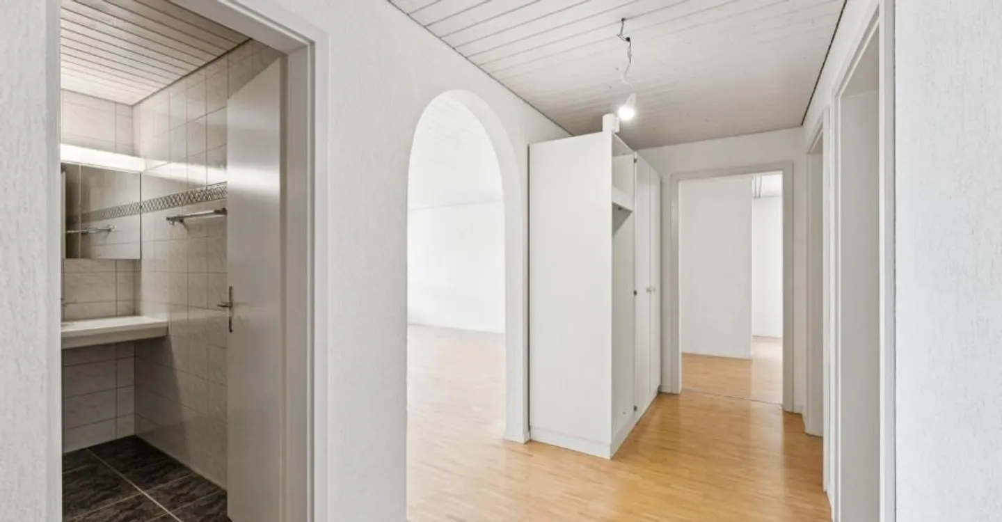 4.5-room apartment with 2 balconies - Photo 2 of 13