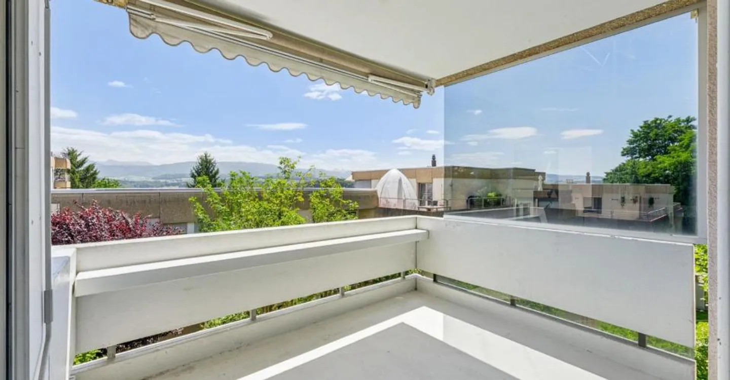 4.5-room apartment with 2 balconies - Photo 4 of 13