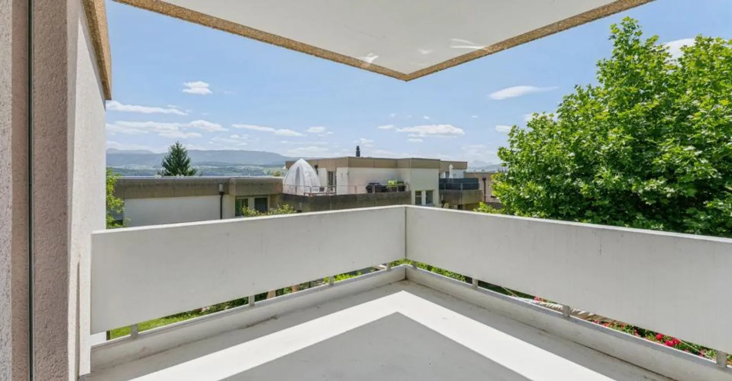 4.5-room apartment with 2 balconies - Photo 9 of 13