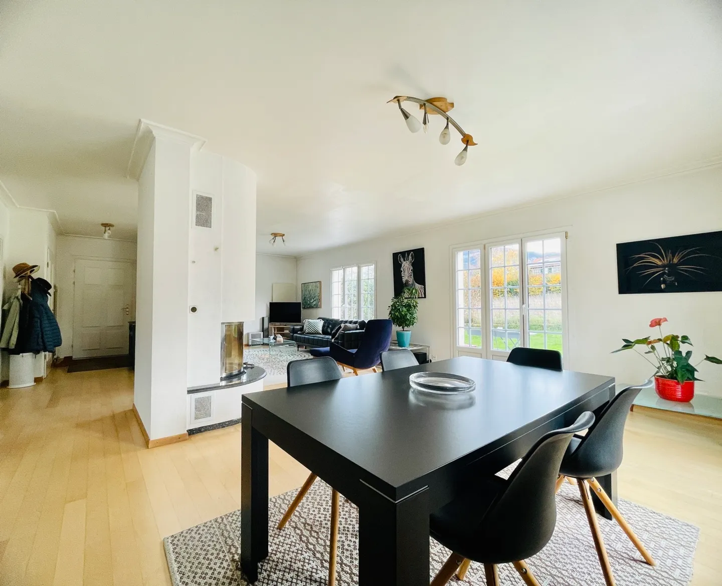 Wunderschönes Familienhaus in Veyrier - 7,5 Zimmer - Foto 5 von 13