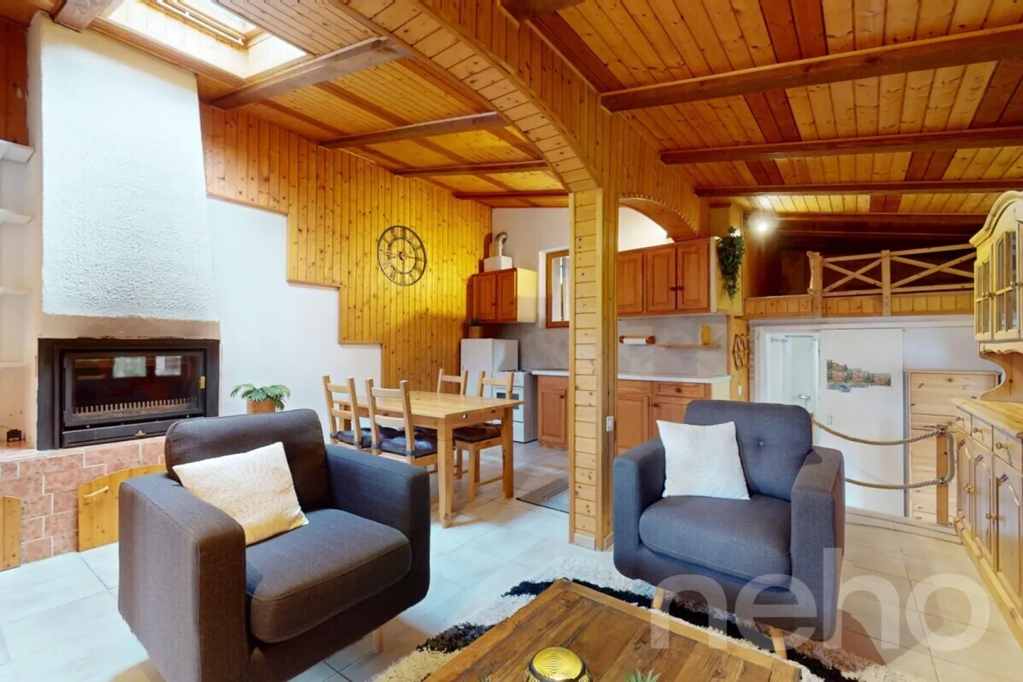 Charming semi-detached chalet with land and terrace - Photo 7 of 12