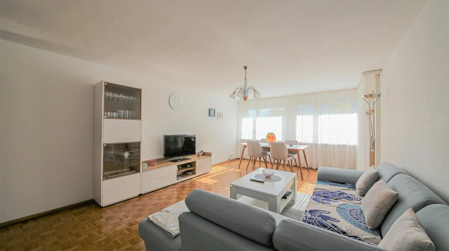 4.0 Zimmerwohnung in Netstal - Foto 3 von 7