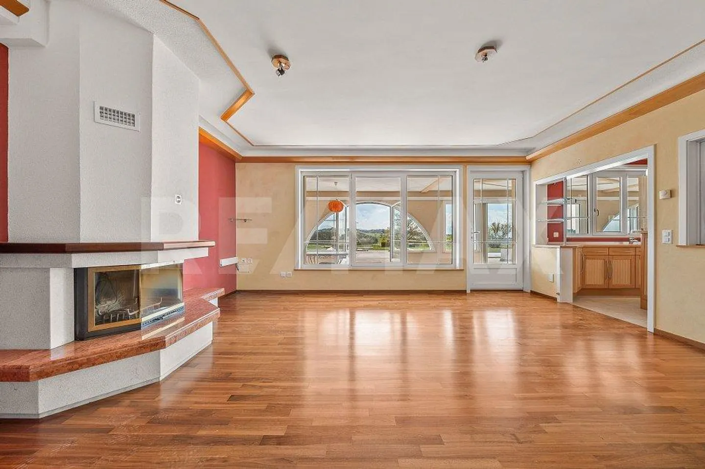 Lusso in campagna: casa di carattere con 13 stanze - Foto 8 di 13