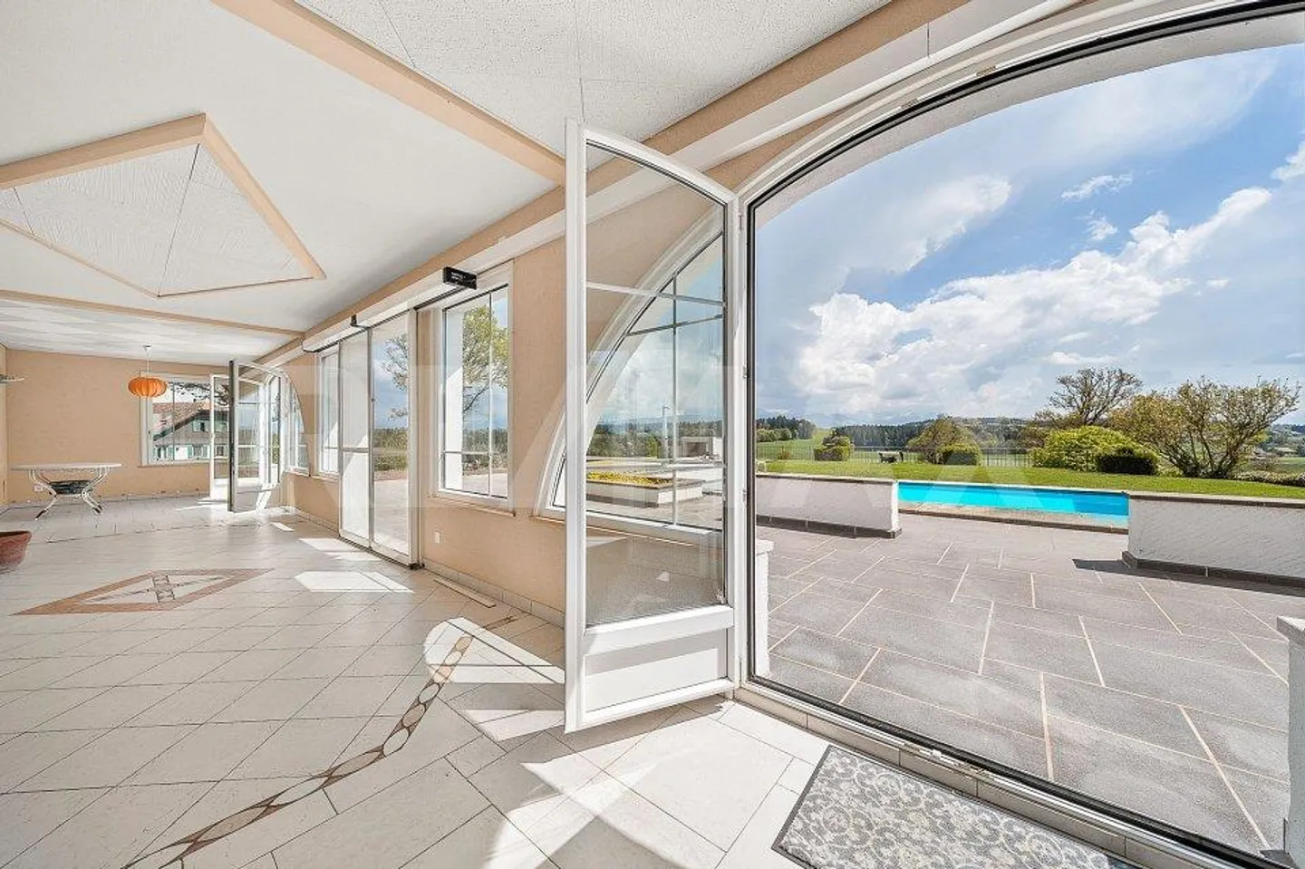 Lusso in campagna: casa di carattere con 13 stanze - Foto 10 di 13