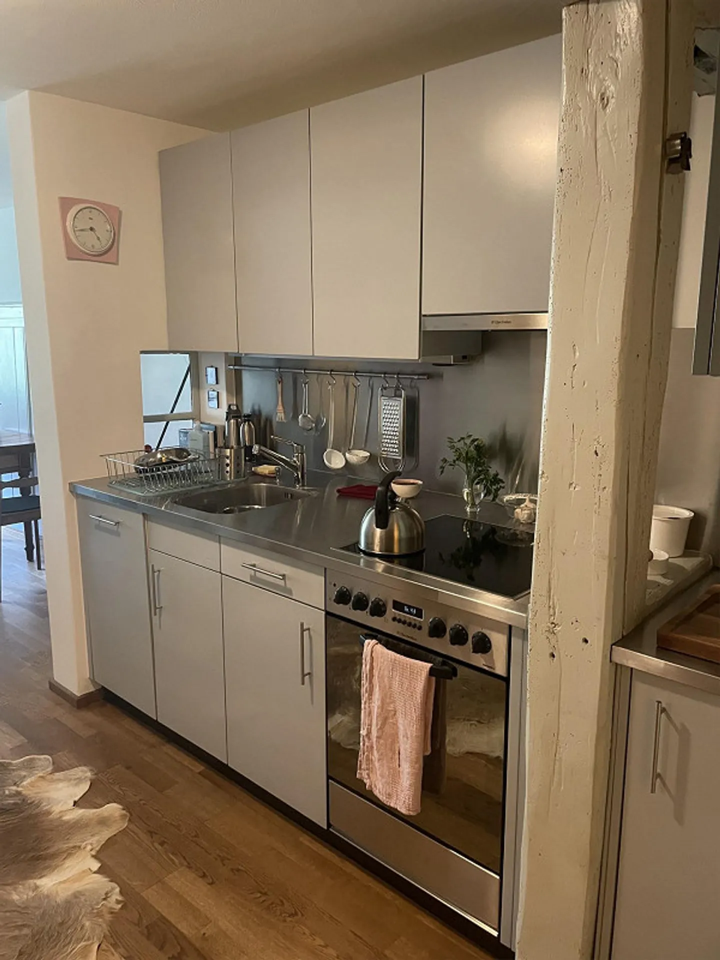 Living in Mattenquartier - with spacious terrace and direct view of the Aare! - Photo 2 of 7