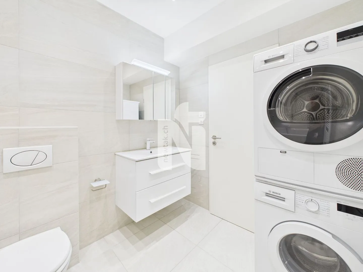 Charmante 4.5-Zimmer-Attikawohnung mit grossem Balkon und direktem Liftzugang - über den Dächern von Basel - Foto 5 von 8