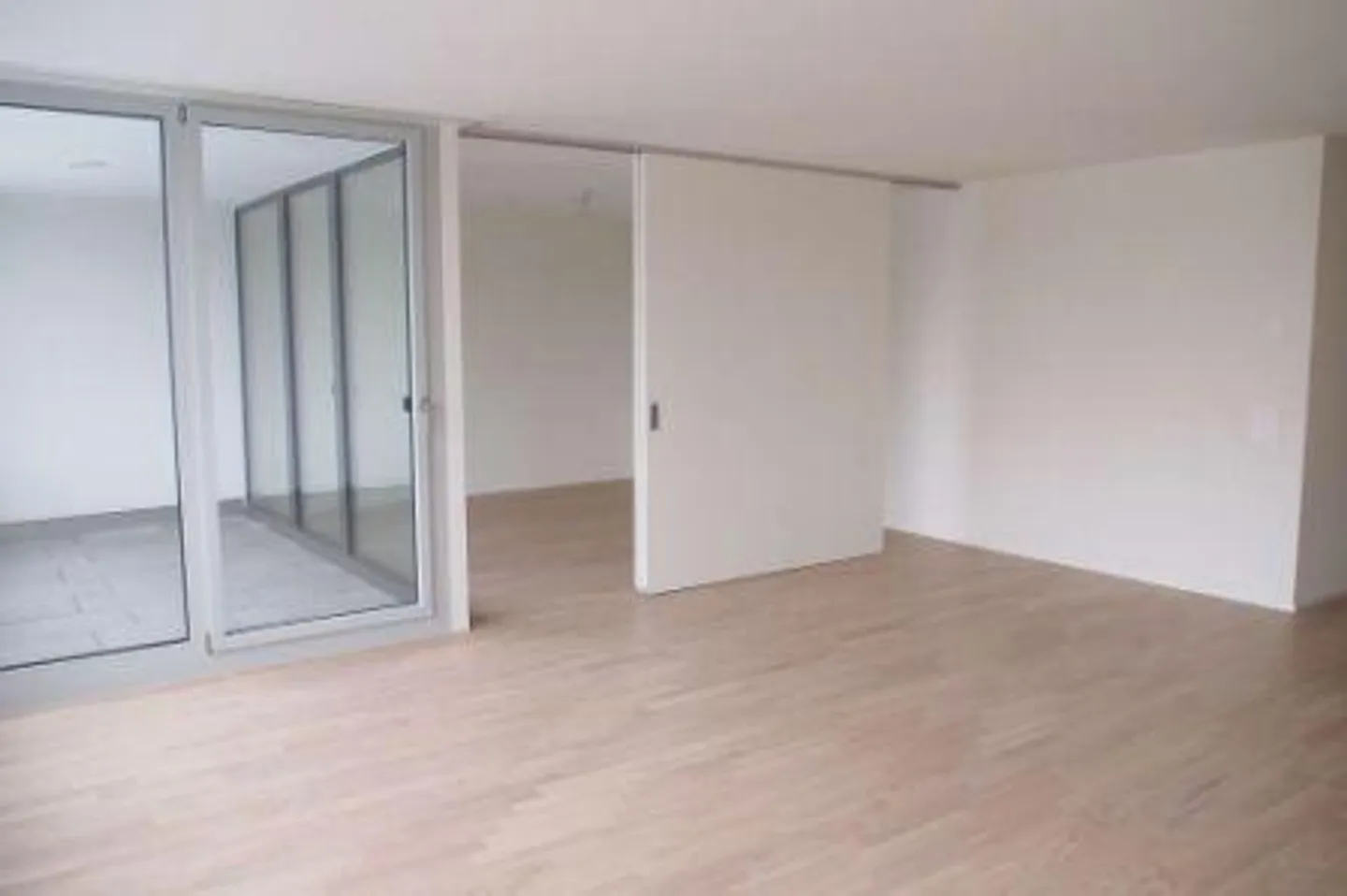 Charmante appartement 3.5 pièces - Photo 6 sur 8