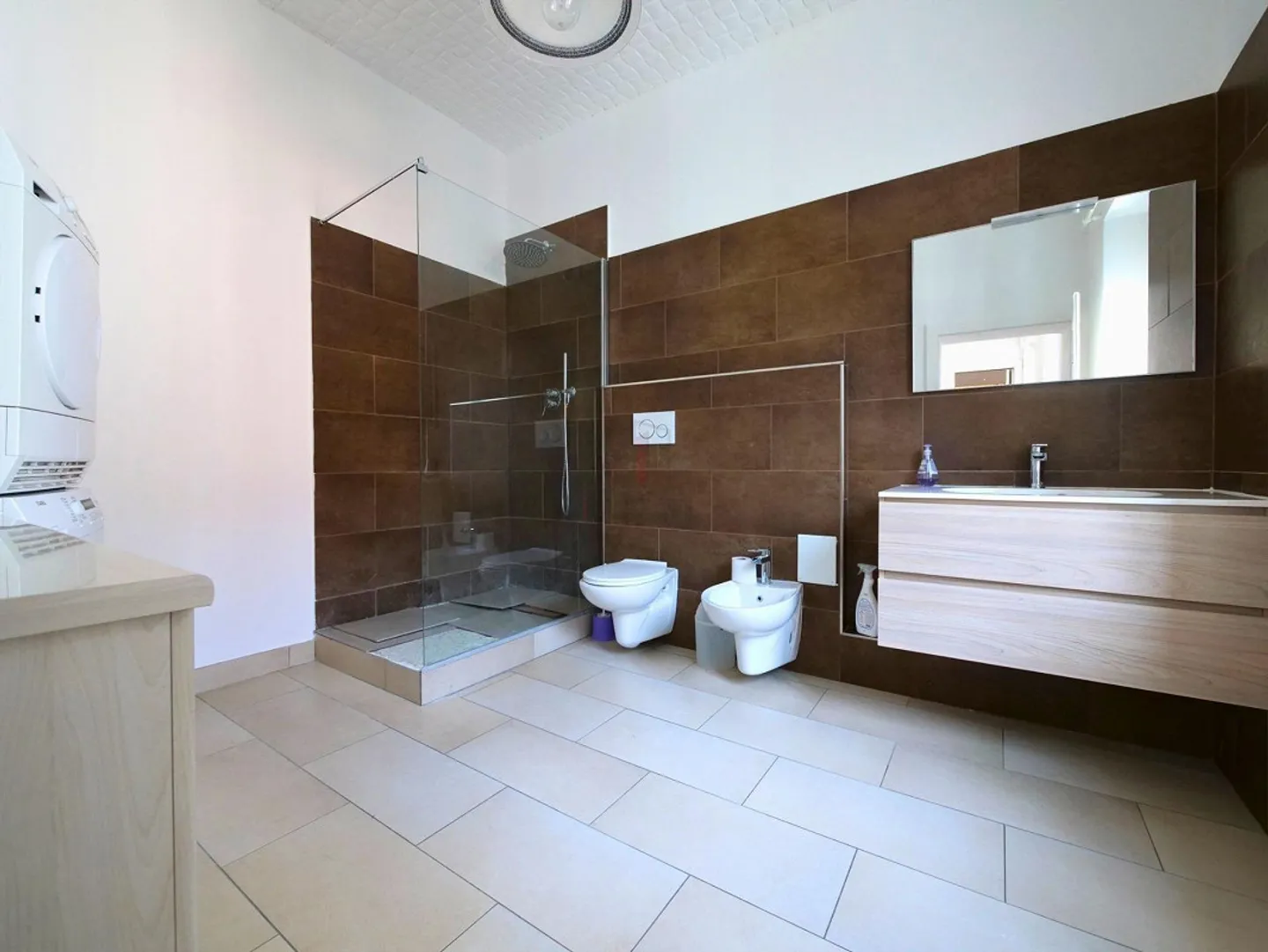 Incantevole Casa Familiare Vicino al Lago - Foto 6 di 9