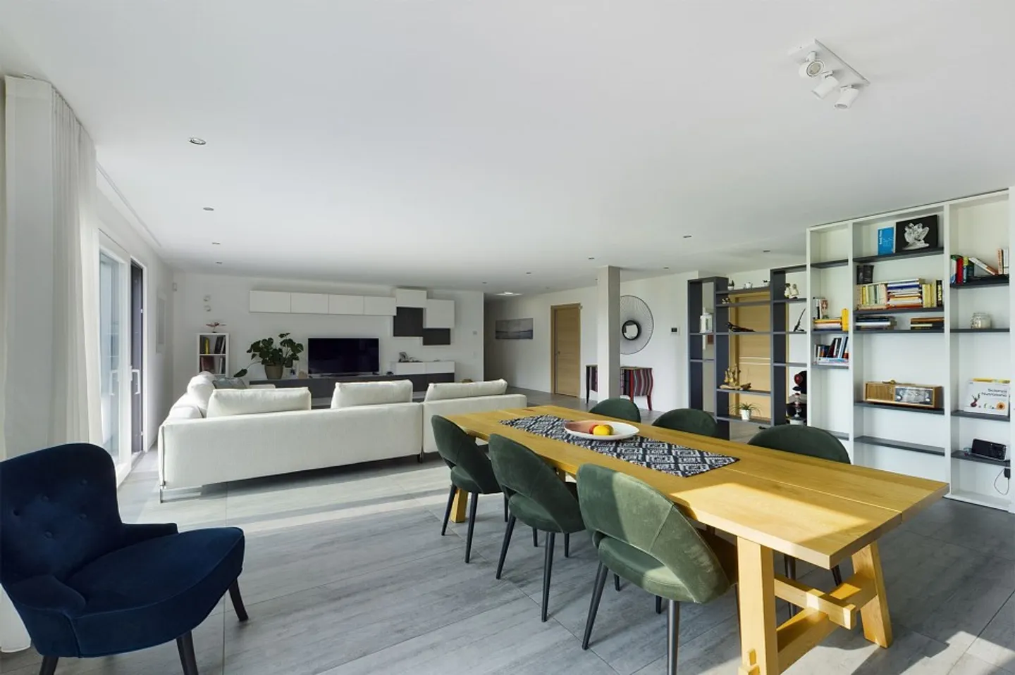 Appartement luxueux 6 pièces - Photo 6 sur 13